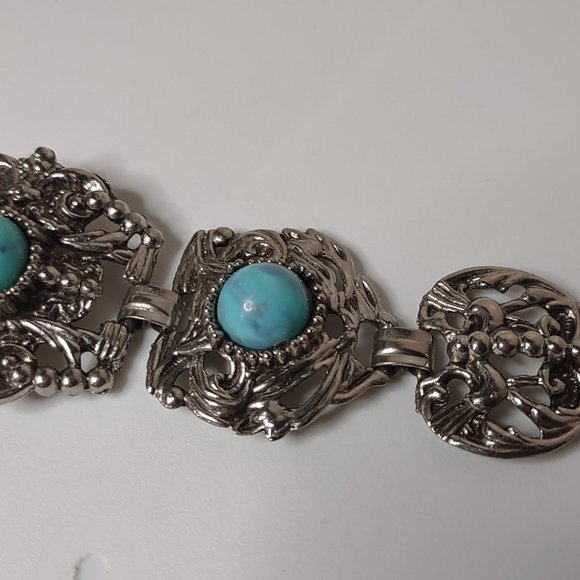 Blue Plastic And Silver Tone Metal Large Bracelet - Picture 4 of 15